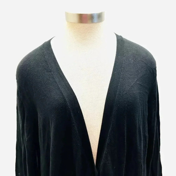 Target Women Long Sleeve Button Down V-Neck Black Cardigan Sweater Size Medium - Picture 2 of 12